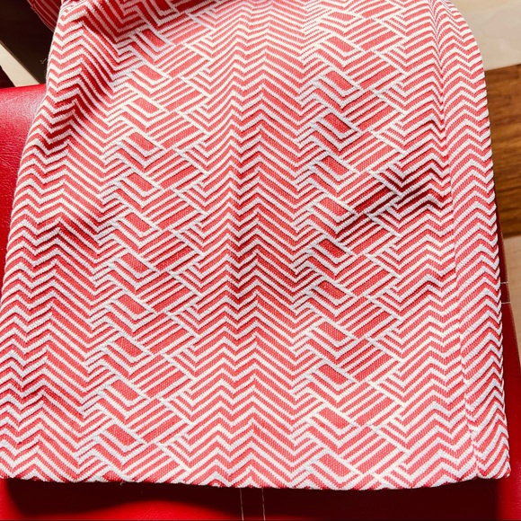 SOLD 1970s polyester red & white chevron high waist wide leg - Picture 10 of 10